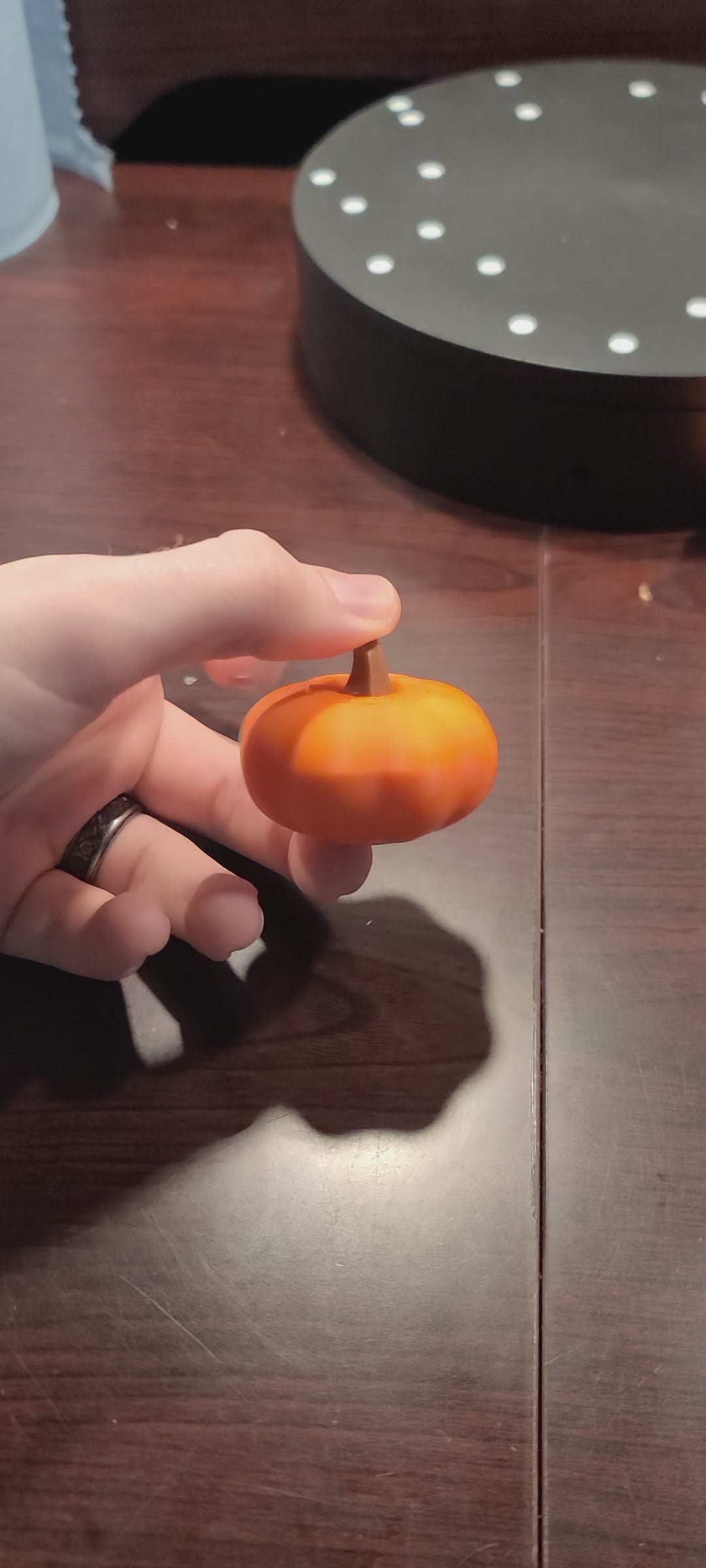 fidget spinner shaped like a pumpkin