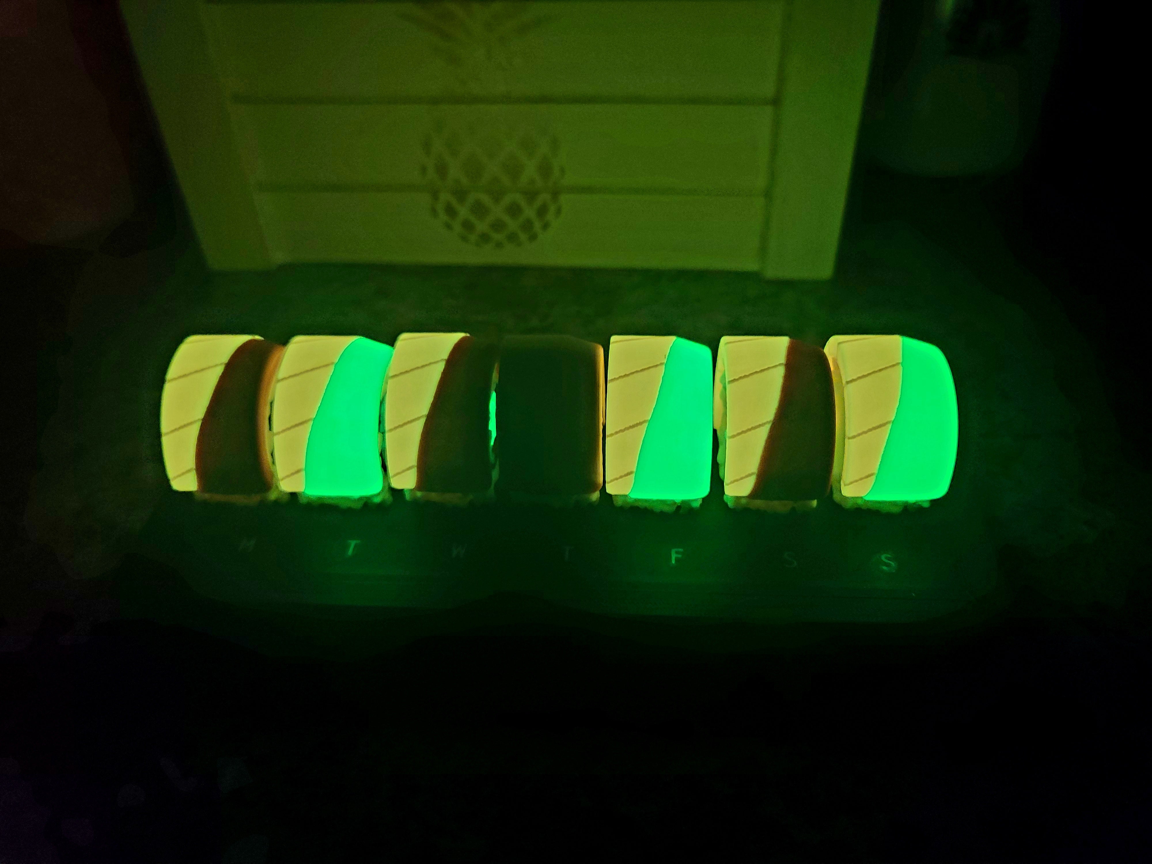 Sushi Weekly Pill Organizer With Chopsticks